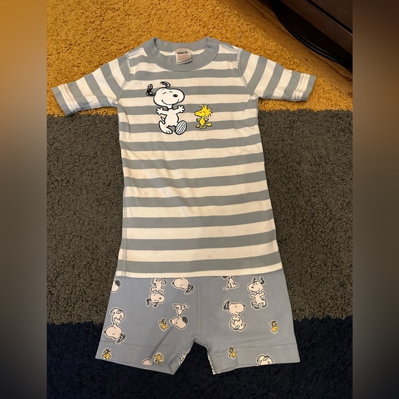 Snoopy Hanna Andersson PJs - Picture 1 of 3